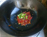 辣子鸡的做法