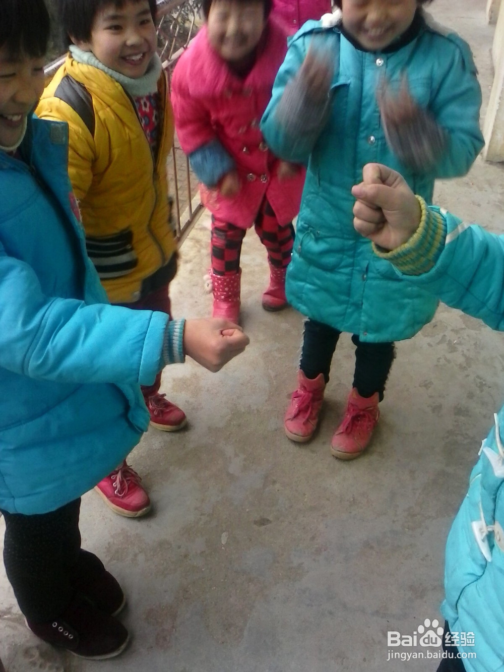 孩子恶作剧、情绪低落怎么办