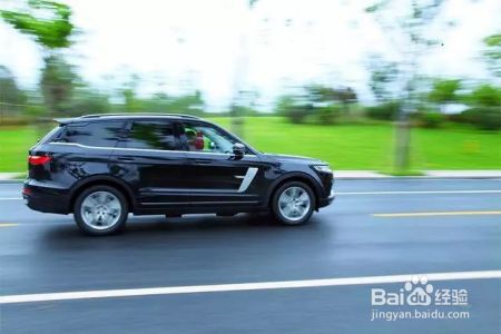 除了空间大，还配电吸门与电动踏板，众泰T800这款车怎么样？