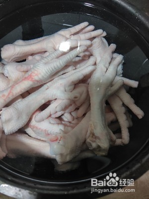 微辣版泡椒凤爪的做法