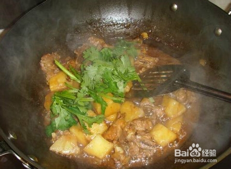 家常菜土豆炖排骨