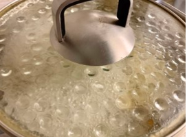 鲜到起飞的菌菇汤！不好喝不要钱！