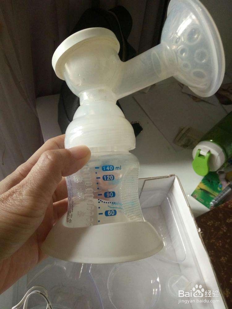 如何使用挤奶器