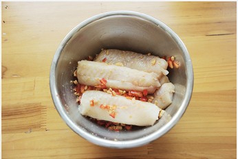 食色诱人挑逗味蕾【酸辣爽口鱼排】