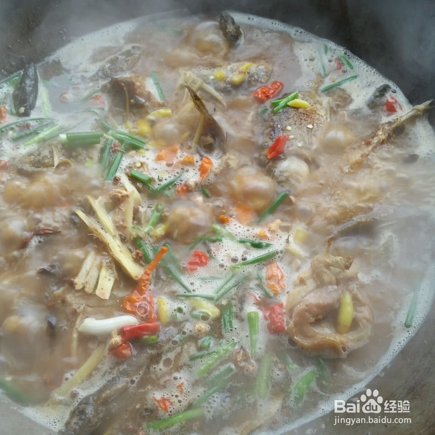 香辣杂鱼烩的做法