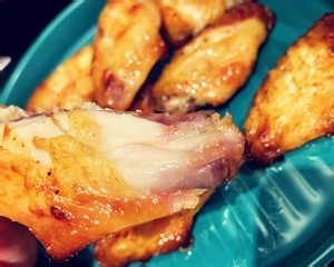 脆皮鸡翅制作过程