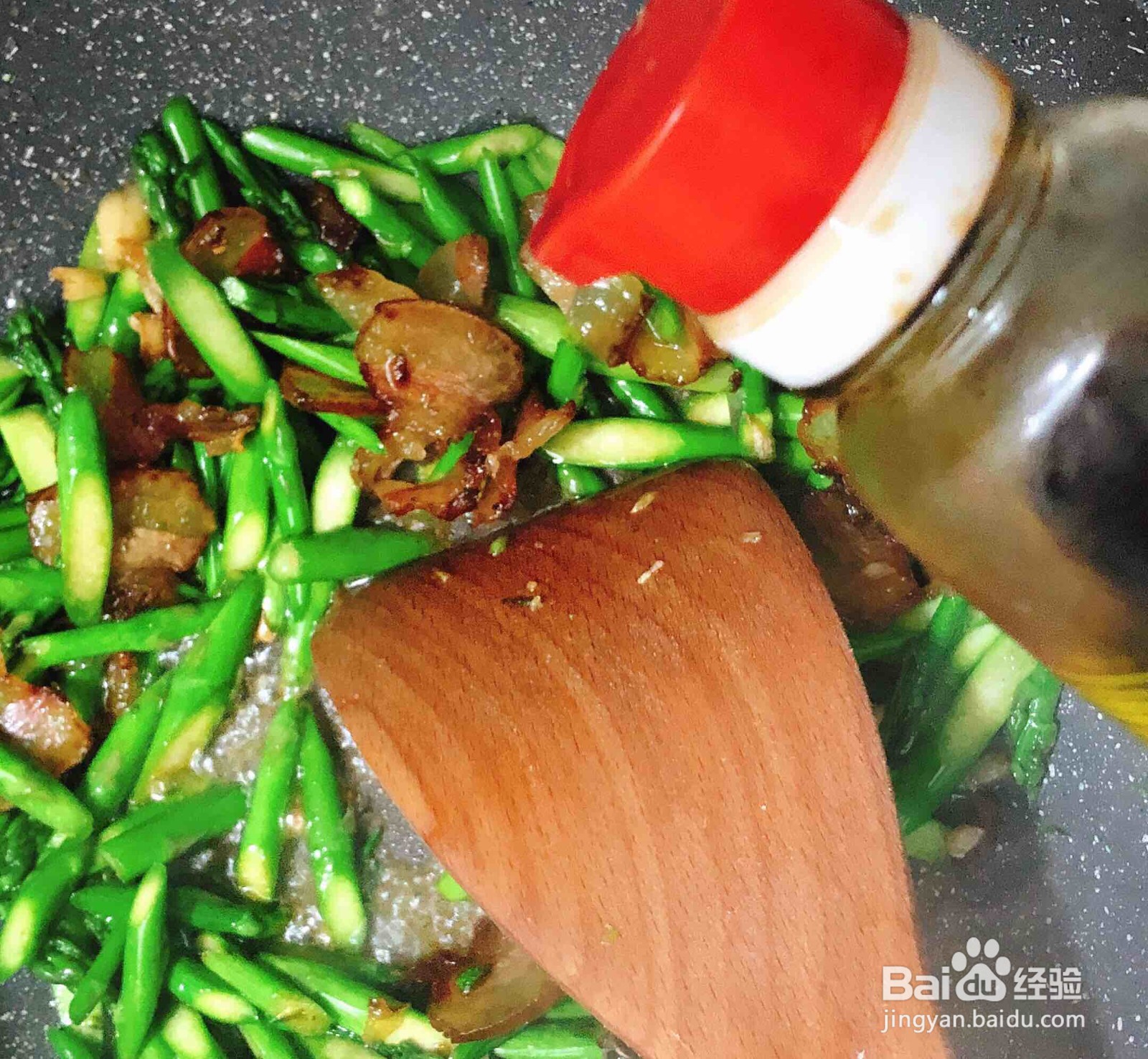 怎么做芦笋炒腊肉