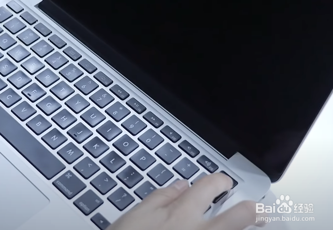 苹果电脑黑屏按什么键恢复