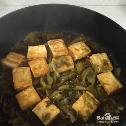 吃不胖的蒜苗酸菜焖豆腐