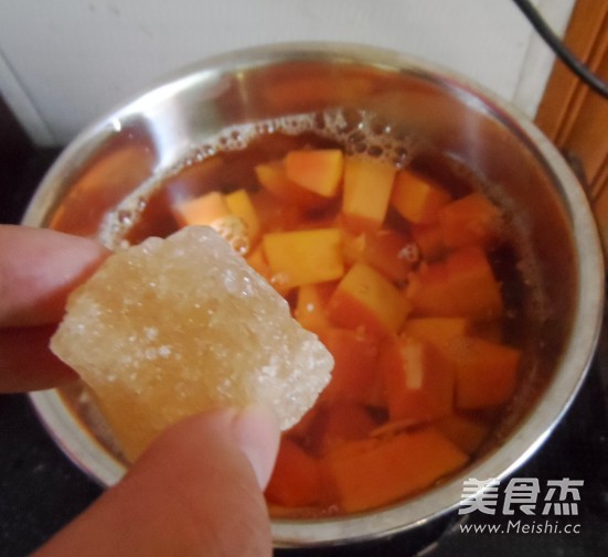 椰汁木瓜西米露