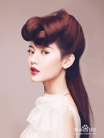 盘点：复古新娘发型与豪门的缘，唯美又时尚