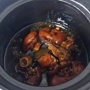 用高压锅如何酱猪蹄
