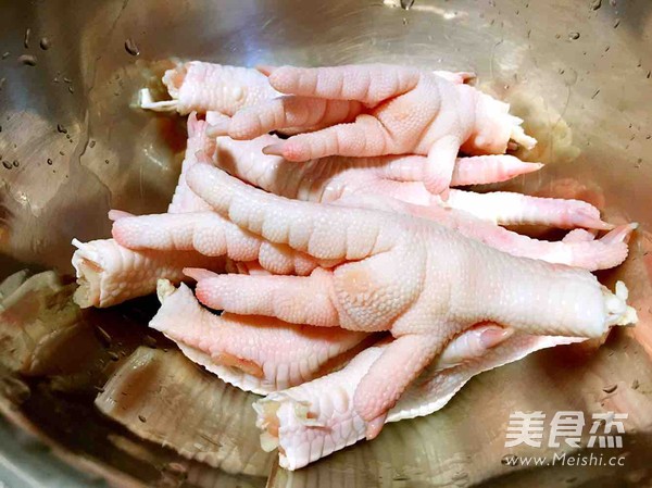 鲍汁凤爪的做法