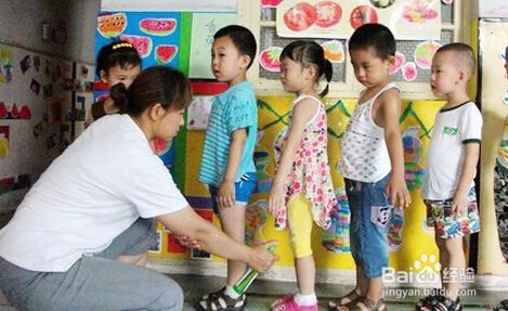 如何让宝宝在夏天不被蚊虫叮咬