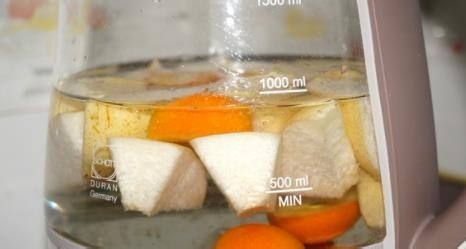 草莓雪梨茶的攻略