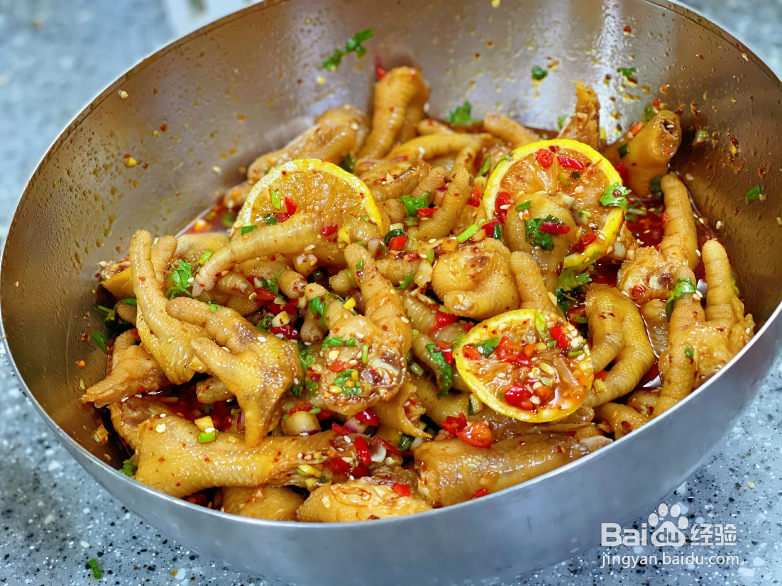 凉拌柠檬凤爪的做法