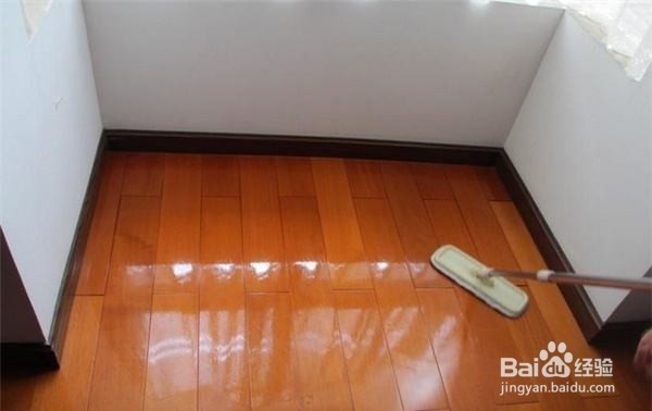 实木地板的养护小技巧