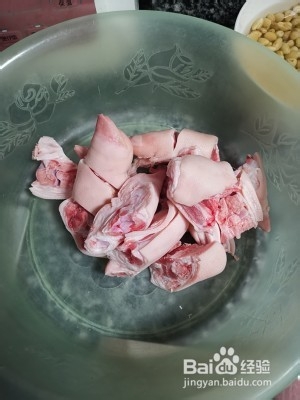 黄豆猪蹄汤怎么做