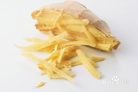 如何去除衣服上的污渍？：[4]酱油、血渍