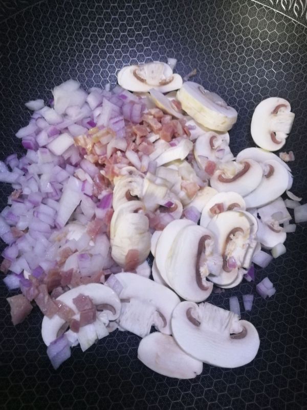 家庭版奶油蘑菇汤