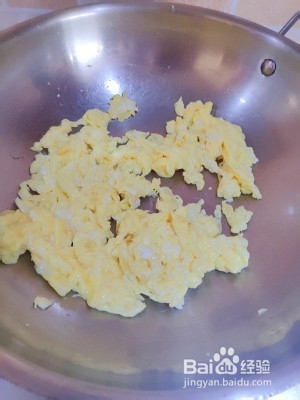 健康养生佳品苦瓜炒鸡蛋的做法