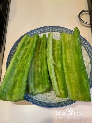 健康养生佳品翡翠苦瓜虾仁的做法