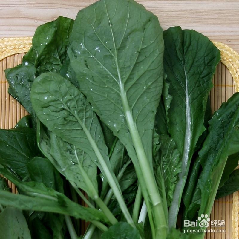 好吃不腻的小白菜汆丸子汤