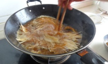 泥鳅挂面的做法是什么