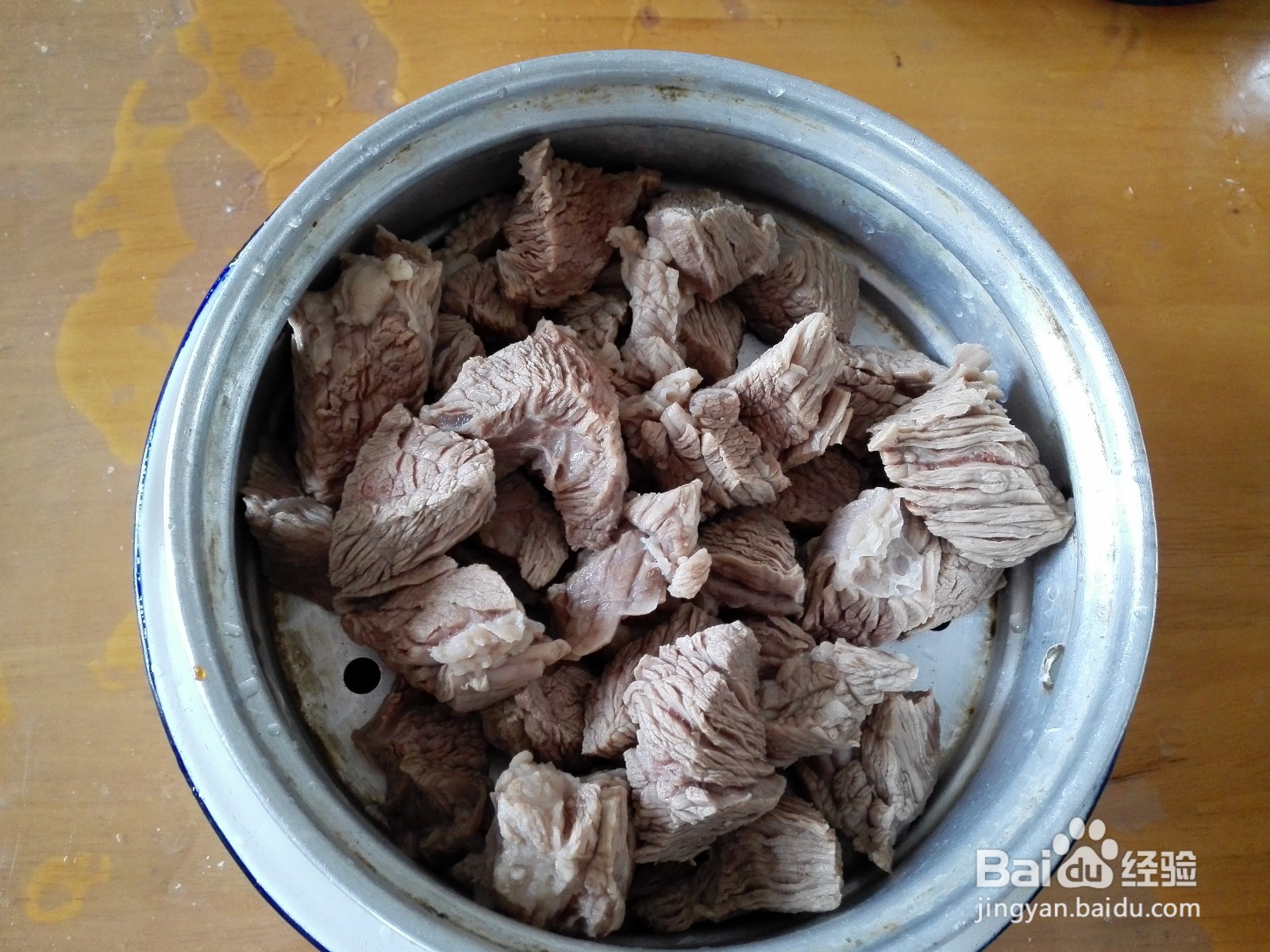 胡萝卜土豆炖牛肉的做法