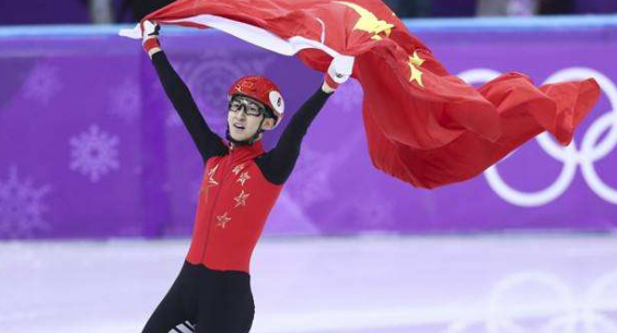 武大靖有金靴吗