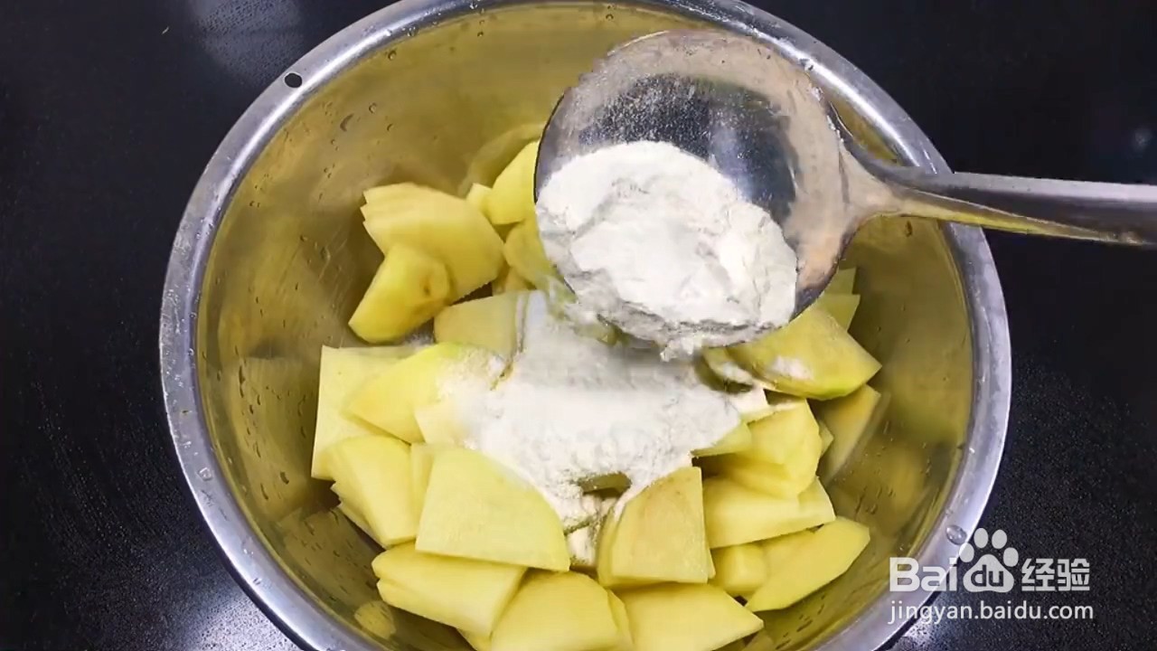 怎样在家做简单易学又非常下饭的干锅土豆片