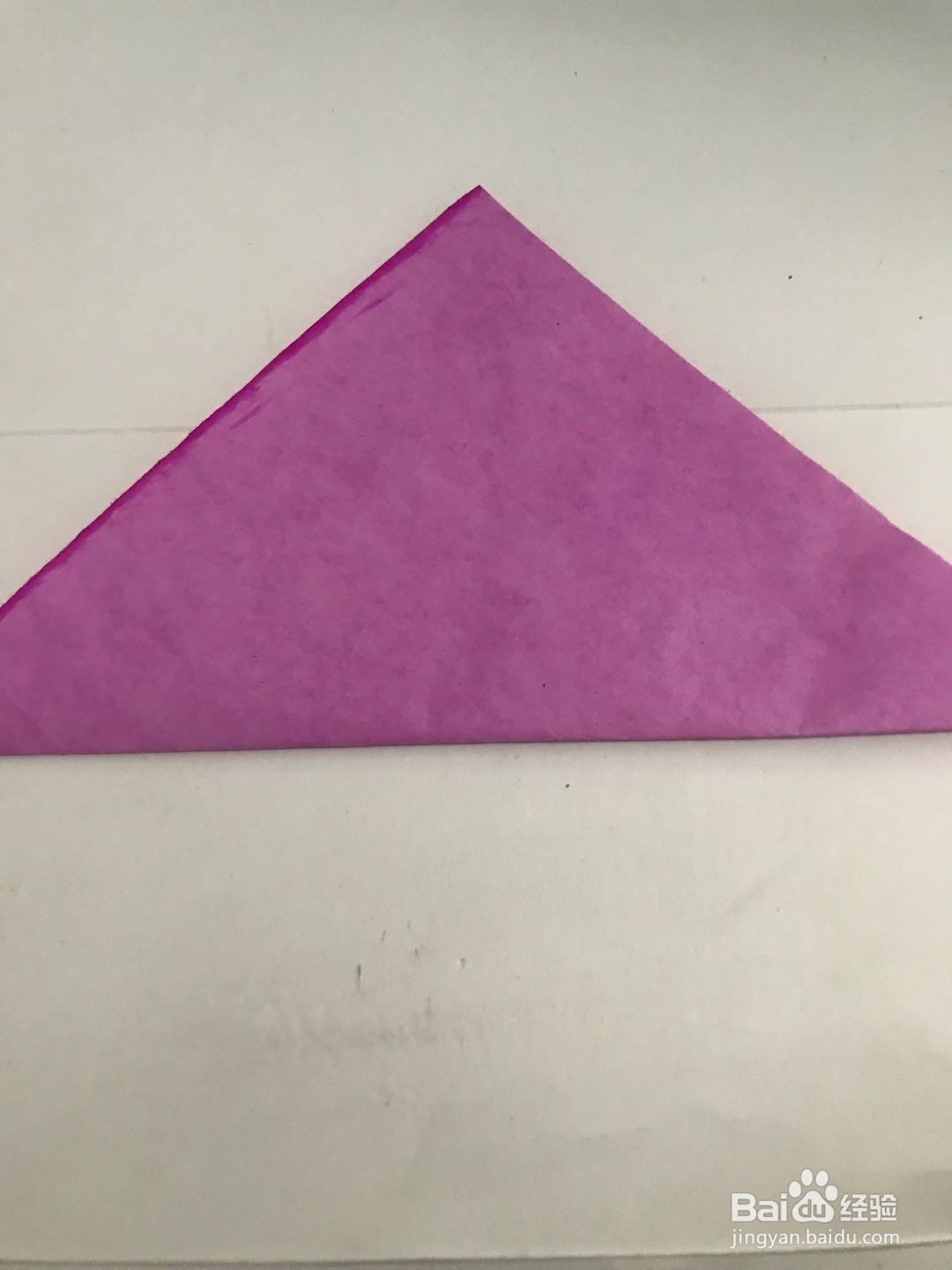 幼儿园手工启蒙 怎样用彩纸剪一块漂亮的桌布