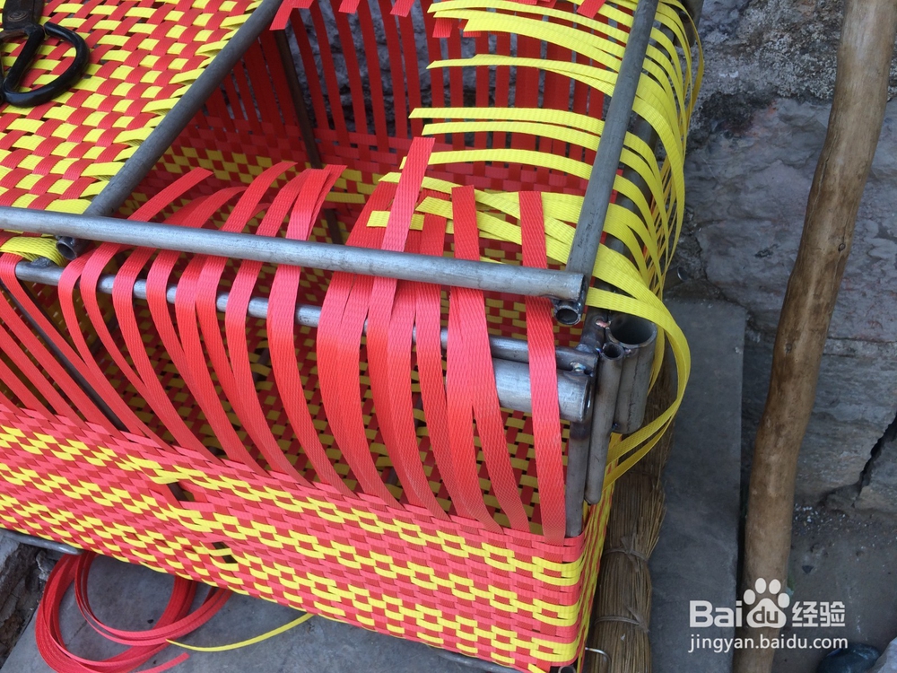 翟福会手工编制钓箱的方法