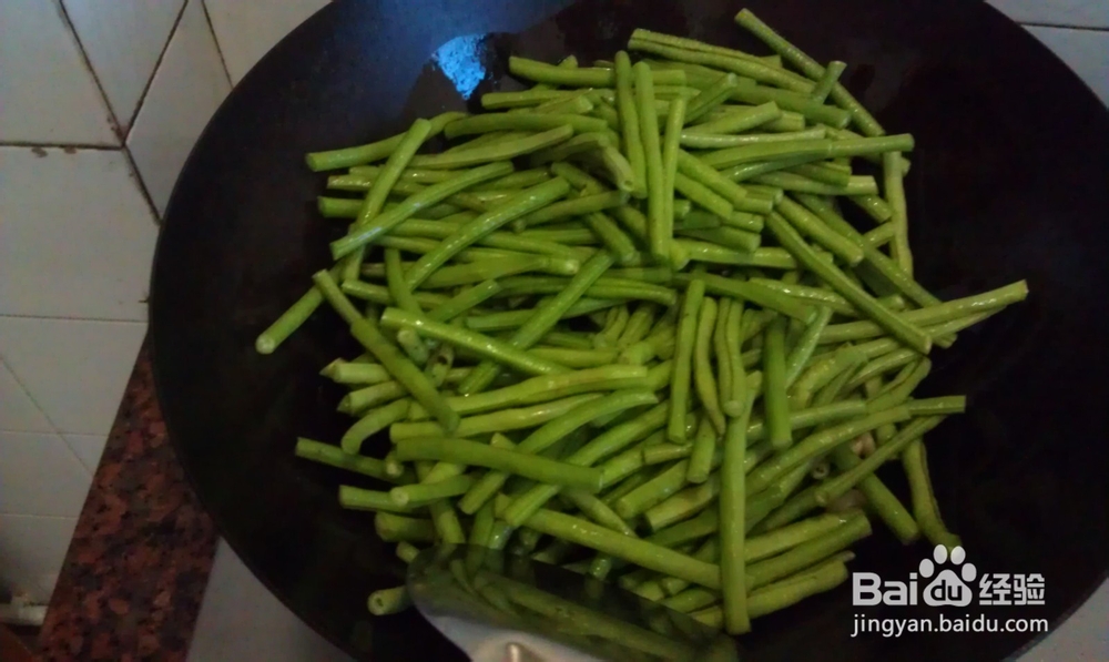 蒜子炒豇豆怎么做
