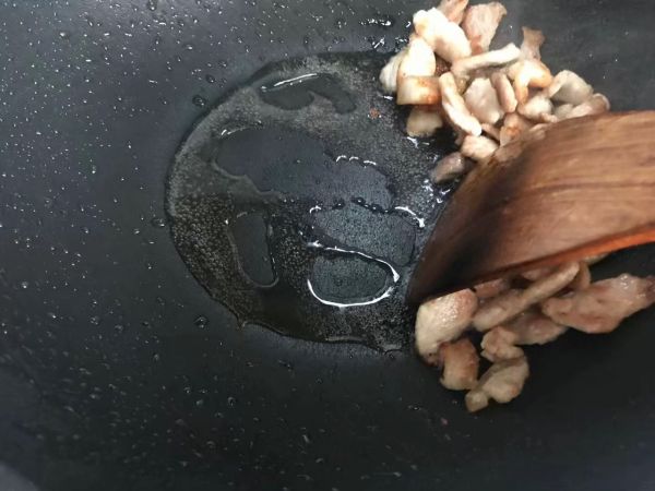 白菜腐皮炖五花肉