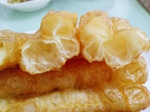 自制酥脆油条