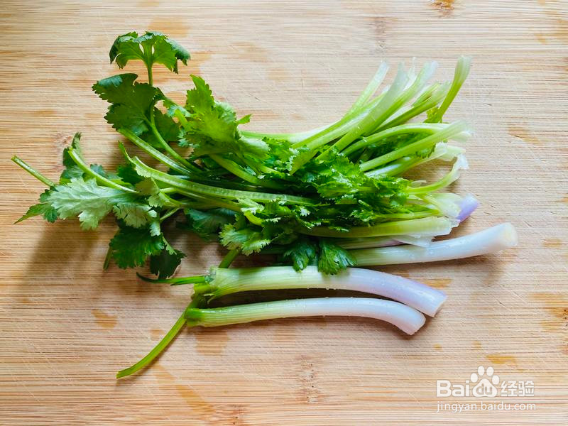 土豪版黑白糯米酿油豆腐的做法