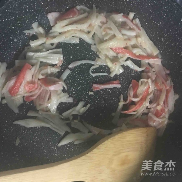 蟹柳炒蛋的做法