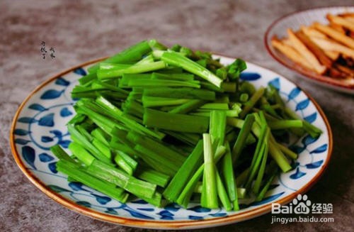 韭菜炒香干简单做法