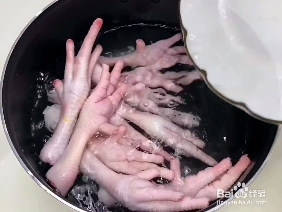 韩式辣鸡爪做法