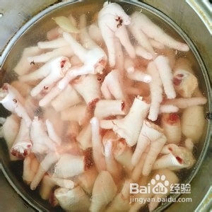 独家秘制凉拌鸡爪