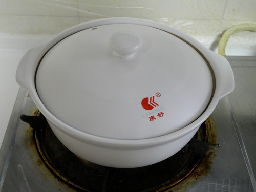 教你做香喷喷的菌香鸭腿煲仔饭，味道美极了