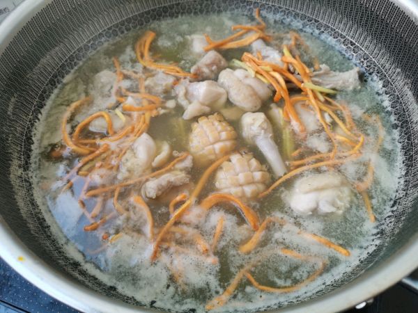 鲍鱼鸡腿刀削面