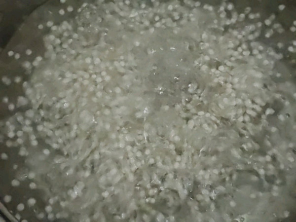 芒果黄桃西米露