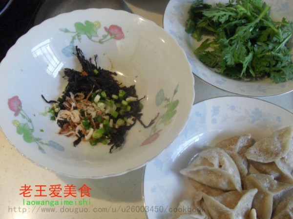 紫菜虾皮汤水饺