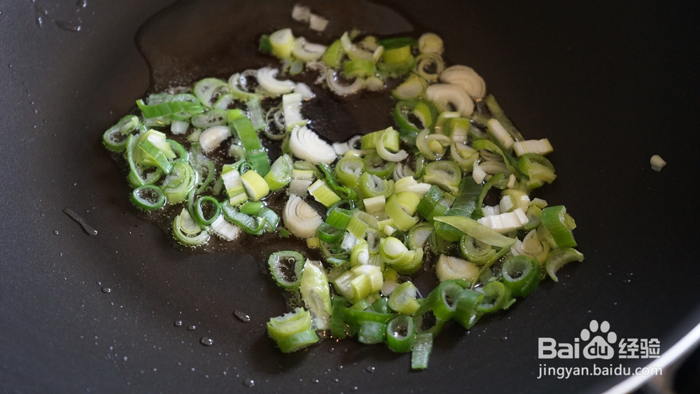 简单做虾仁滑蛋盖饭