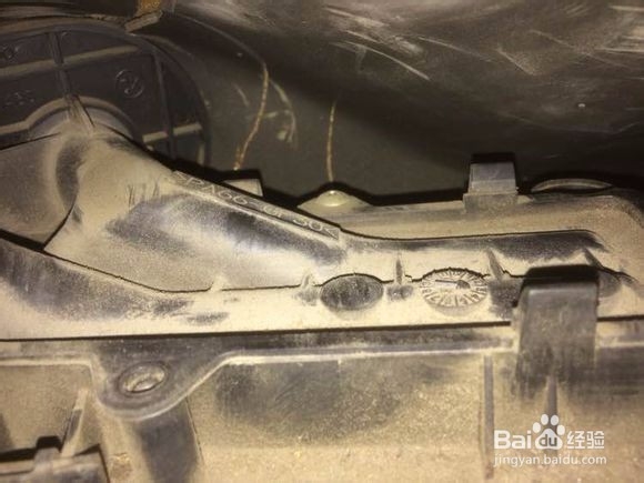 五菱之光暖风水箱如何进行拆卸？