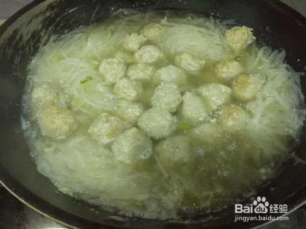 营养好喝的白萝卜丸子汤