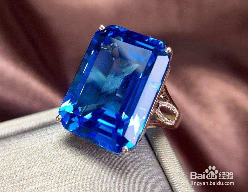 怎样辨别托帕石？