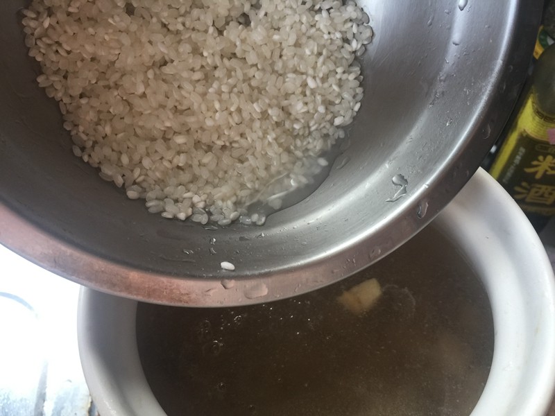 洋葱鸡腿粥超级好吃，不会做我来教你